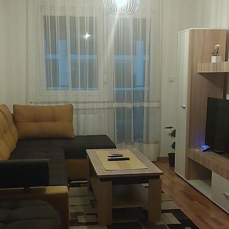 Garden Doboj Apartment Exterior foto